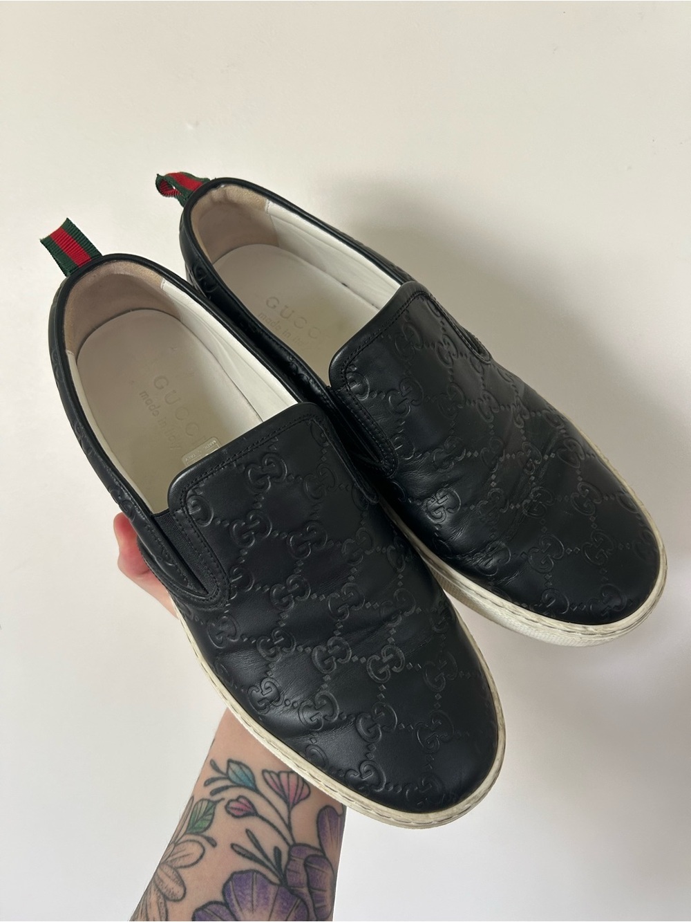 Authentic Gucci Black Guccissima Leather Slip On Sneakers Size 8.5